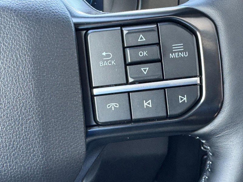 New 2026 Ford F250 Platinum w/ FX4 Off-Road Package image 17