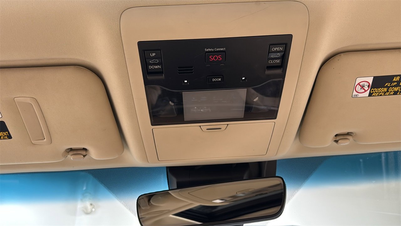 Used 2017 Lexus LX 570 4WD image 11