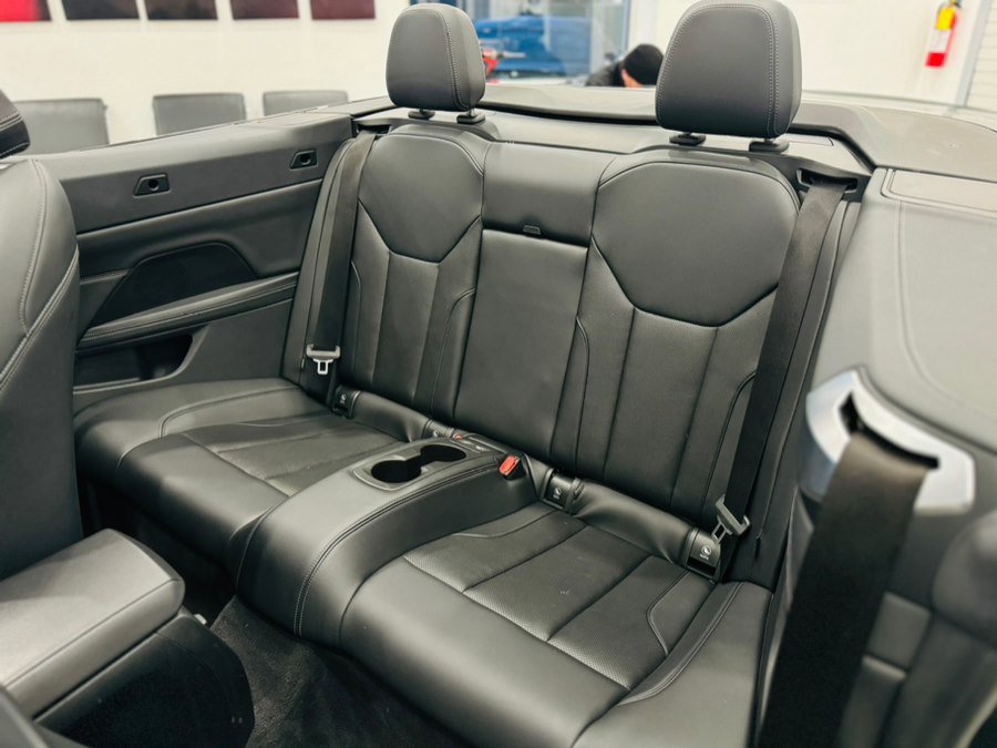 Used 2023 BMW 430i xDrive Convertible w/ M Sport Package image 17