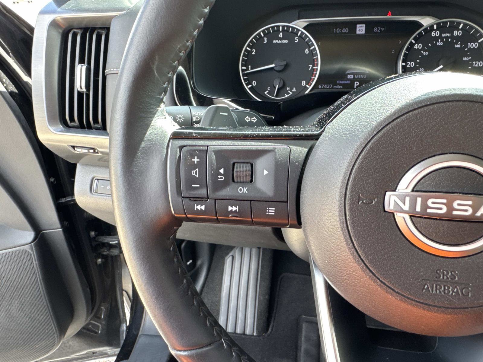 Used 2023 Nissan Pathfinder SL w/ SL Premium Package FWD image 22