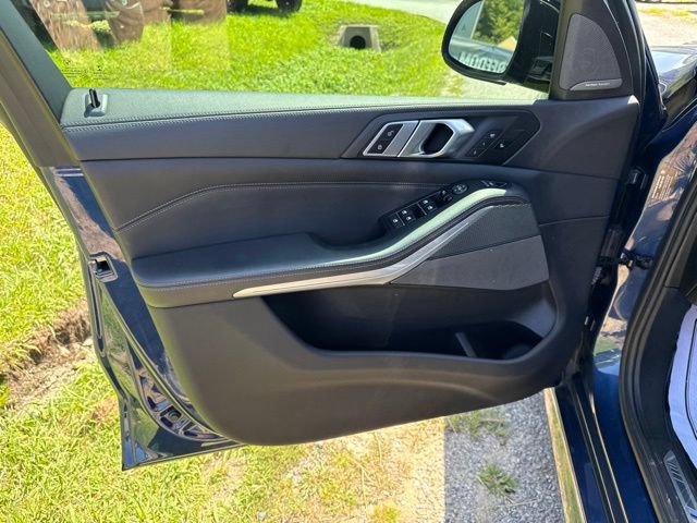 Used 2023 BMW X5 M50i w/ Executive Package AWD/4WD image 17