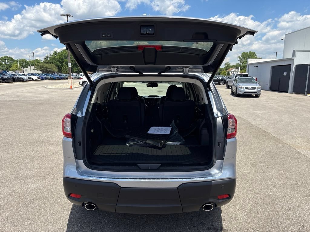 New 2026 Subaru Ascent Touring w/ Popular Package #1 AWD/4WD image 8