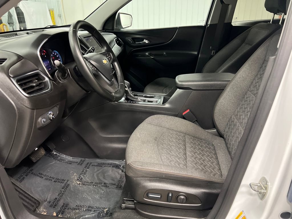 Used 2023 Chevrolet Equinox LT image 13