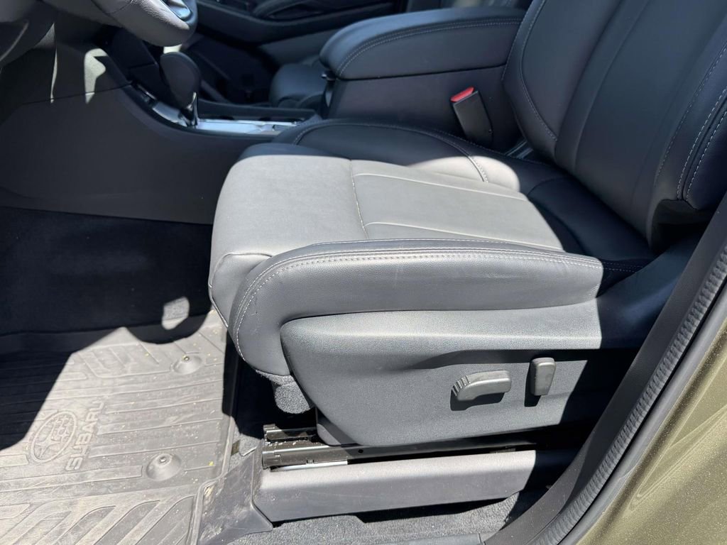 Used 2026 Subaru Ascent Premium AWD/4WD image 17