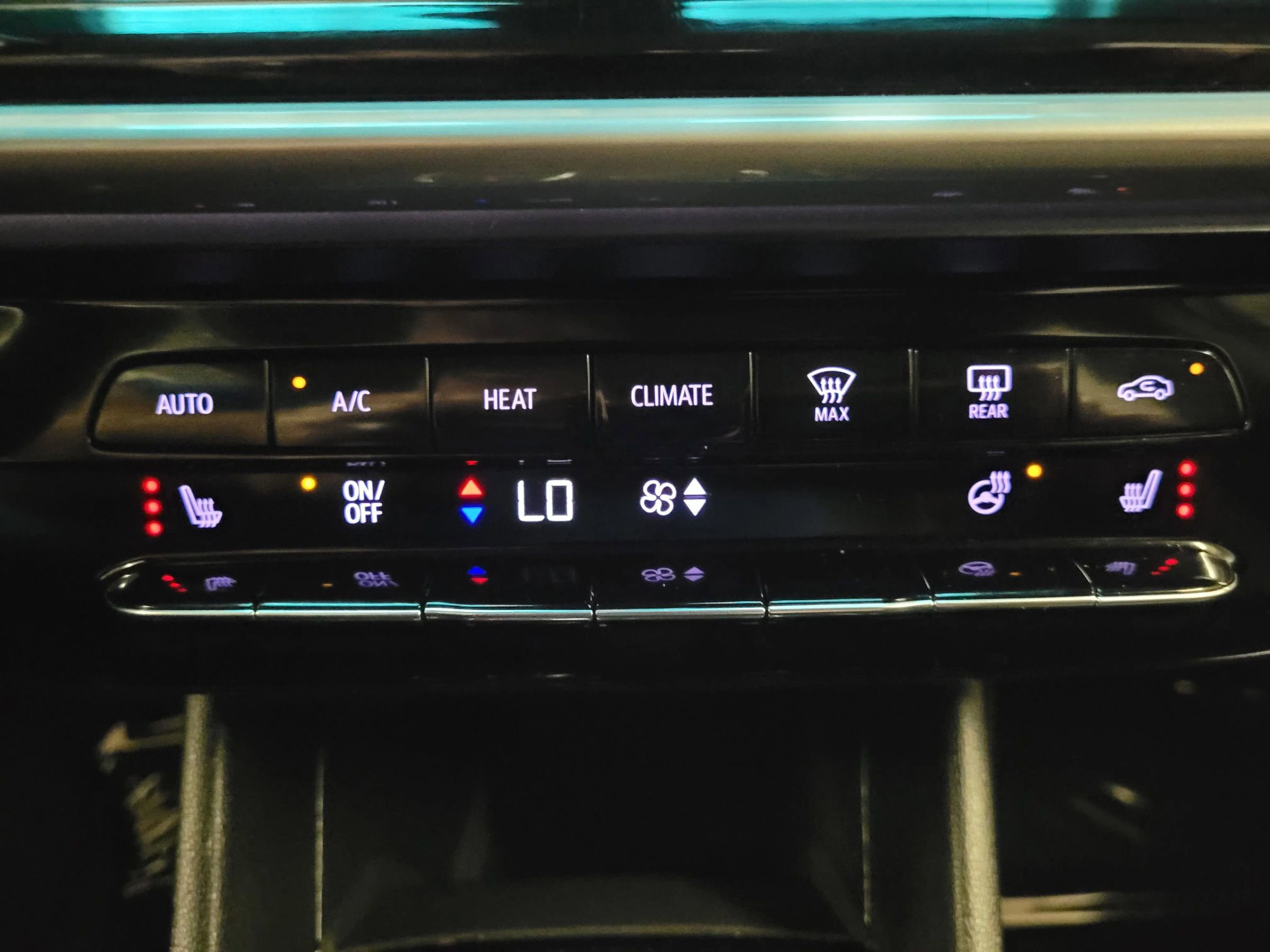 Used 2023 Chevrolet Bolt LT image 24