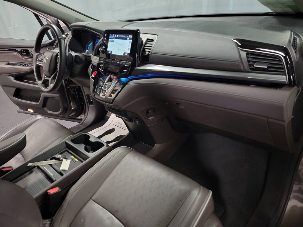 Used 2023 Honda Odyssey Elite image 27