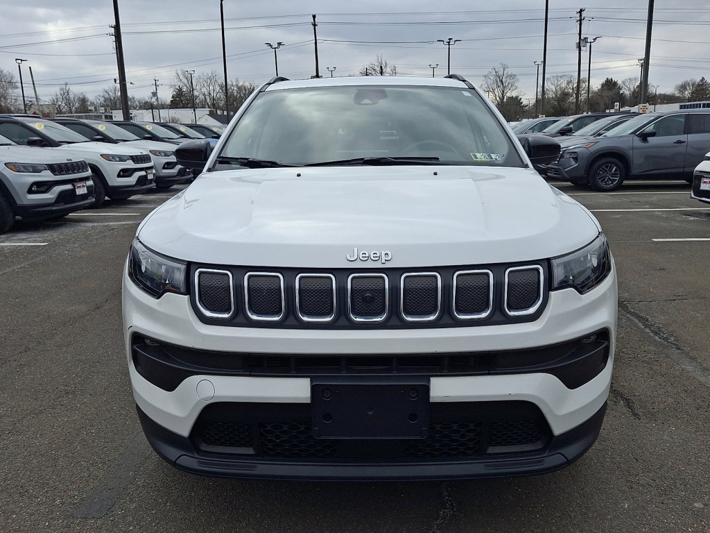 Used 2022 Jeep Compass Latitude w/ Sun and Sound Group image 8