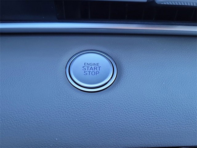 Used 2025 Hyundai Elantra Sport image 30