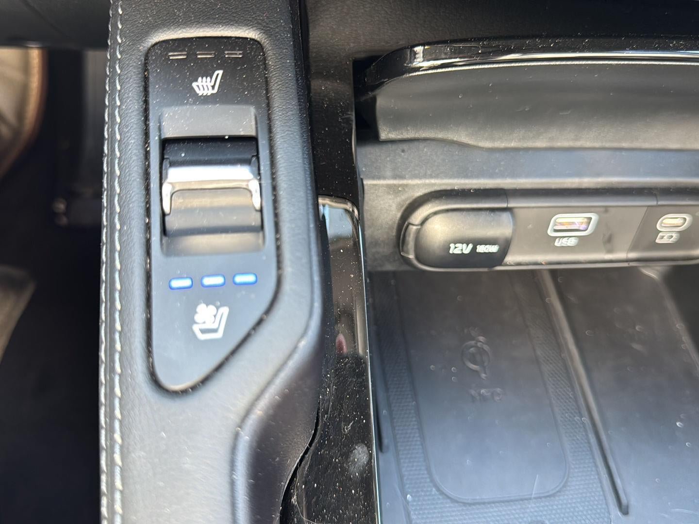 Used 2025 Kia Telluride AWD image 33