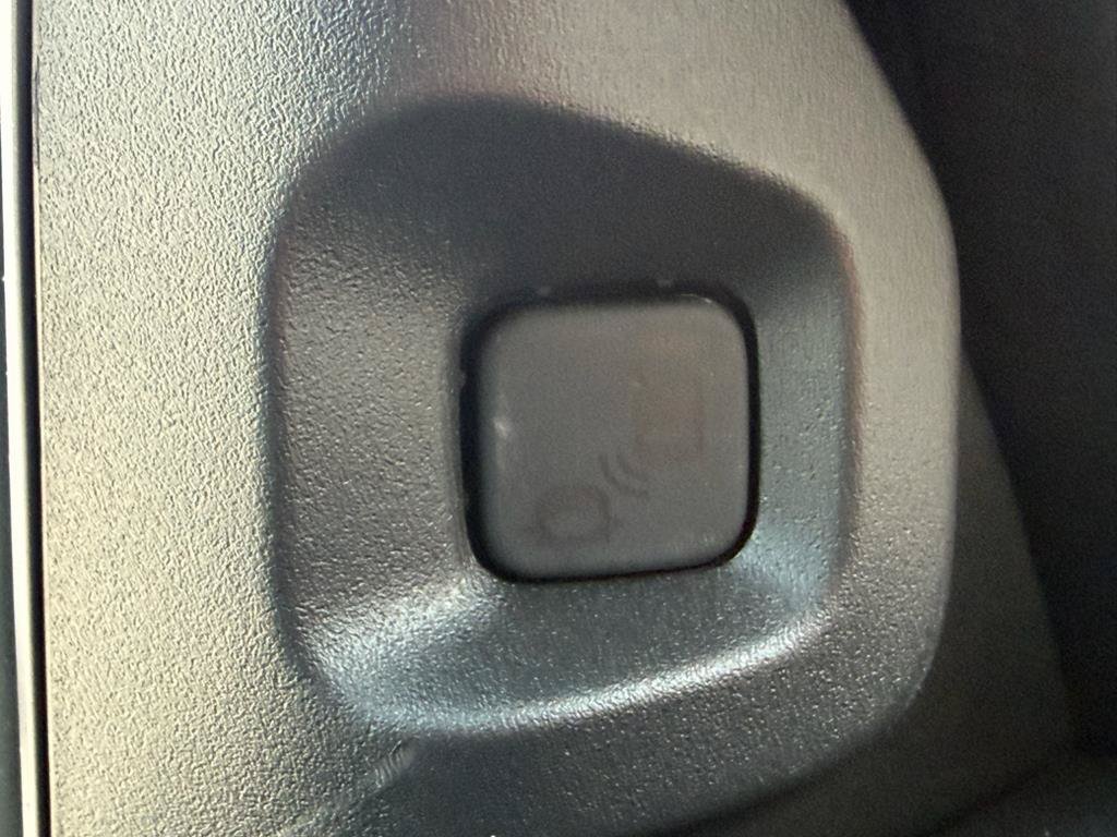 New 2026 Acura MDX FWD image 17