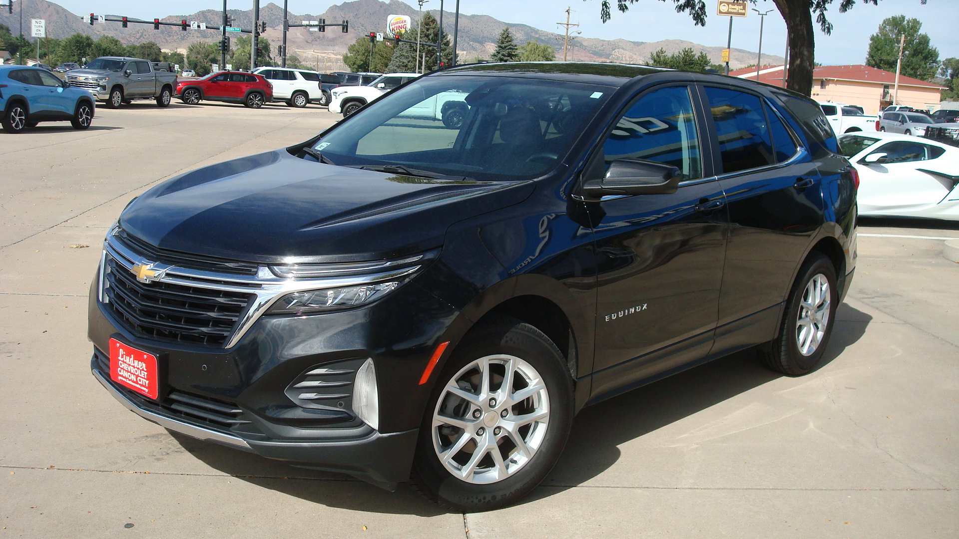Used 2024 Chevrolet Equinox LT AWD/4WD image 1