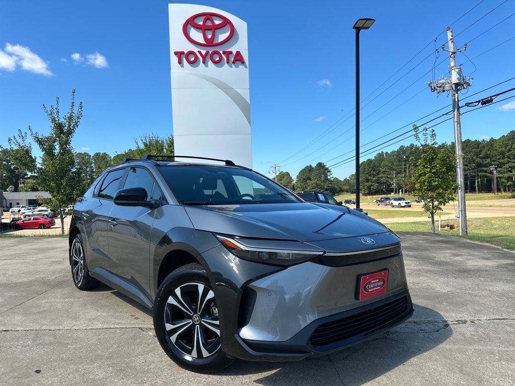 Used 2025 Toyota bZ4X FWD