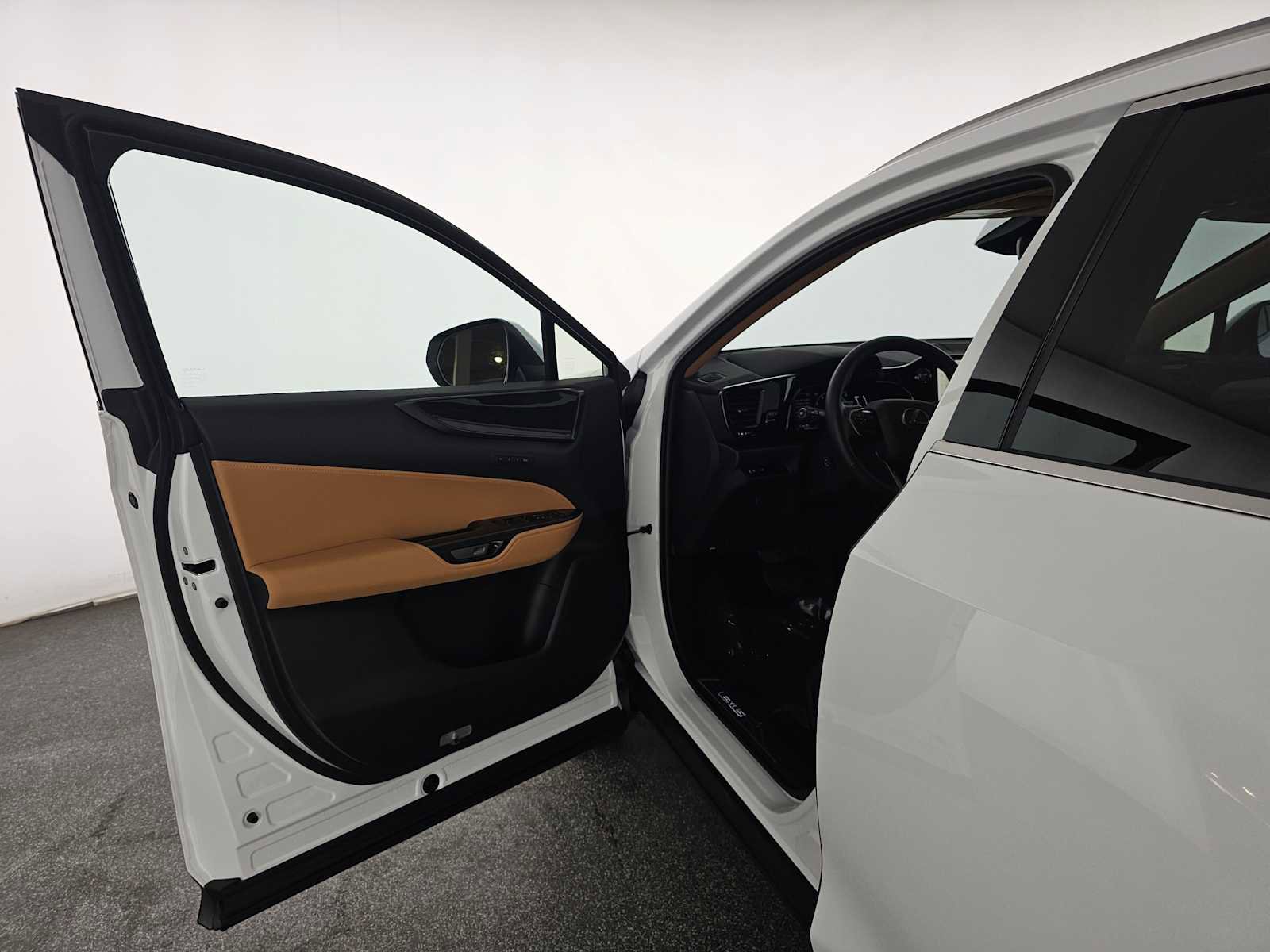 Certified 2026 Lexus NX 450h+ AWD w/ Accessory Package (K3) image 20