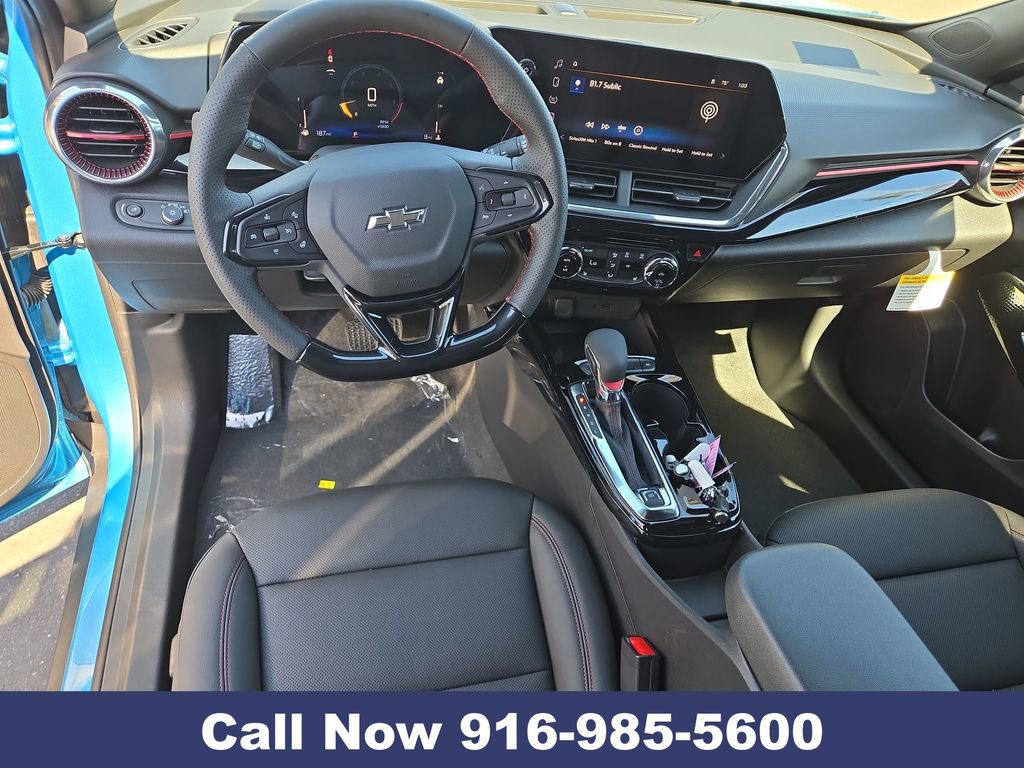 New 2026 Chevrolet Trax RS w/ Sunroof Package image 24