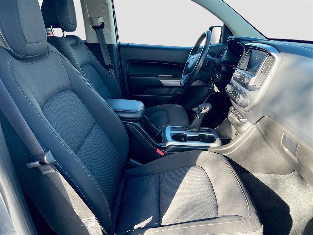 Used 2022 Chevrolet Colorado LT w/ Safety Package image 25