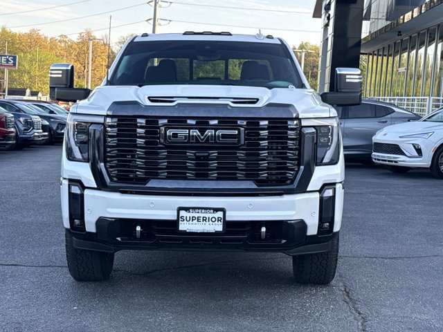 Used 2024 GMC Sierra 2500 Denali Ultimate AWD/4WD image 14
