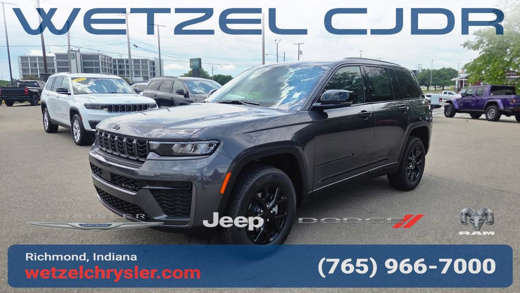 New 2026 Jeep Grand Cherokee Altitude AWD/4WD image 3