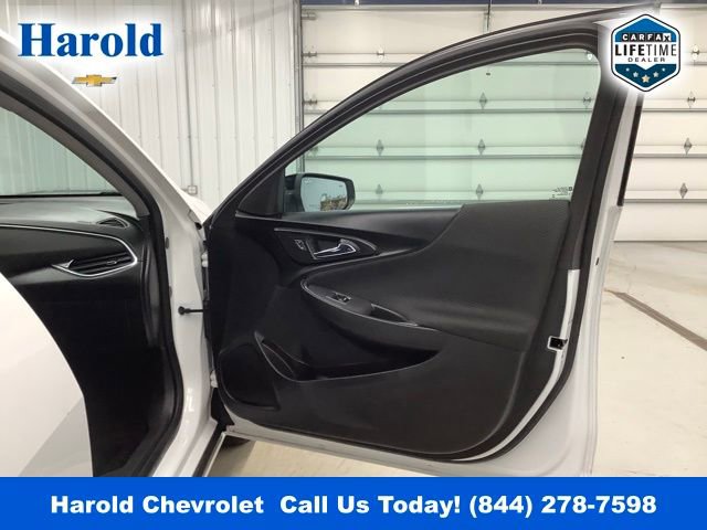 Used 2020 Chevrolet Malibu LT w/ Fleet LT Safety Plus Package image 10