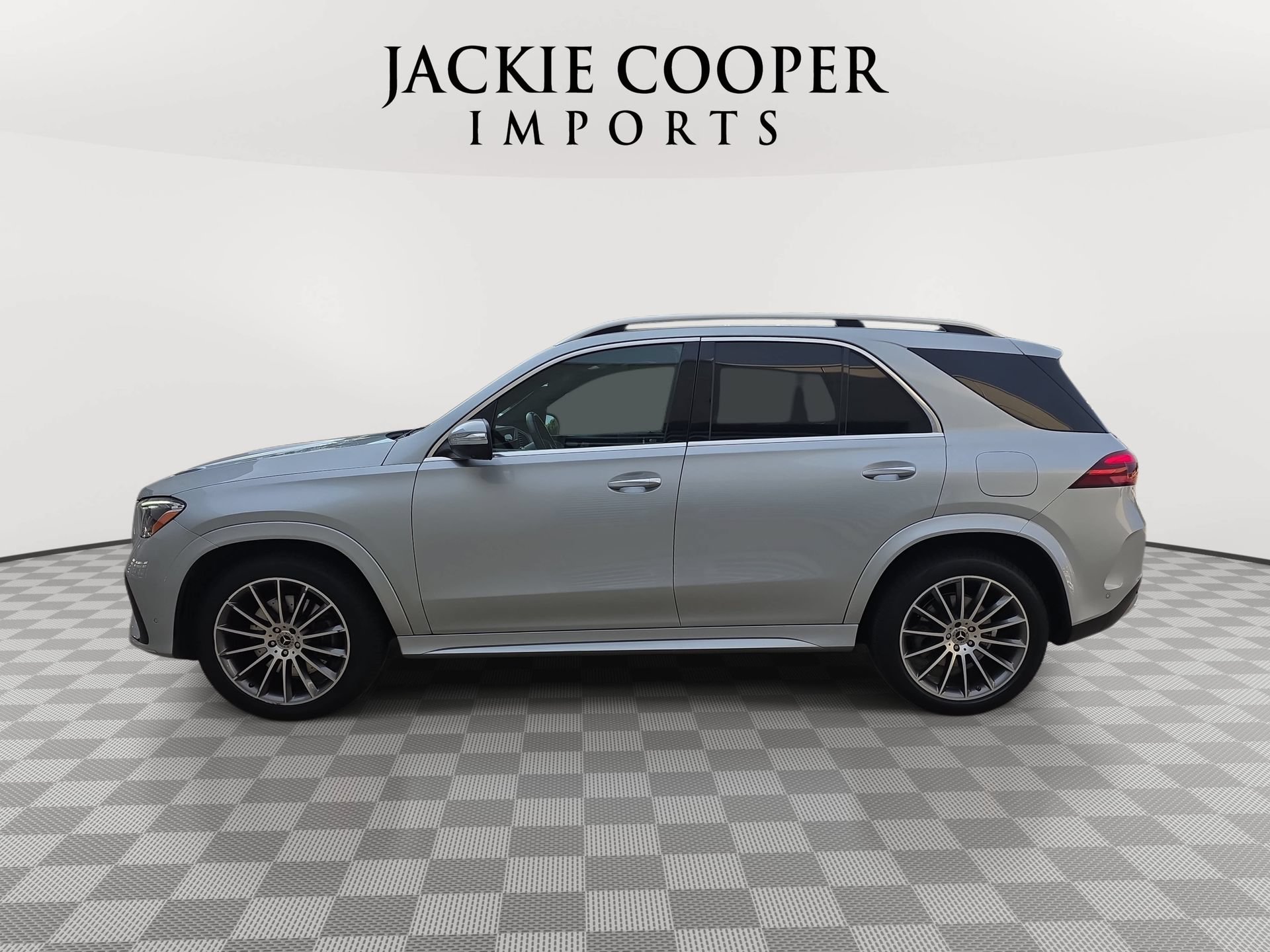 Certified 2024 Mercedes-Benz GLE 450e 4MATIC image 8