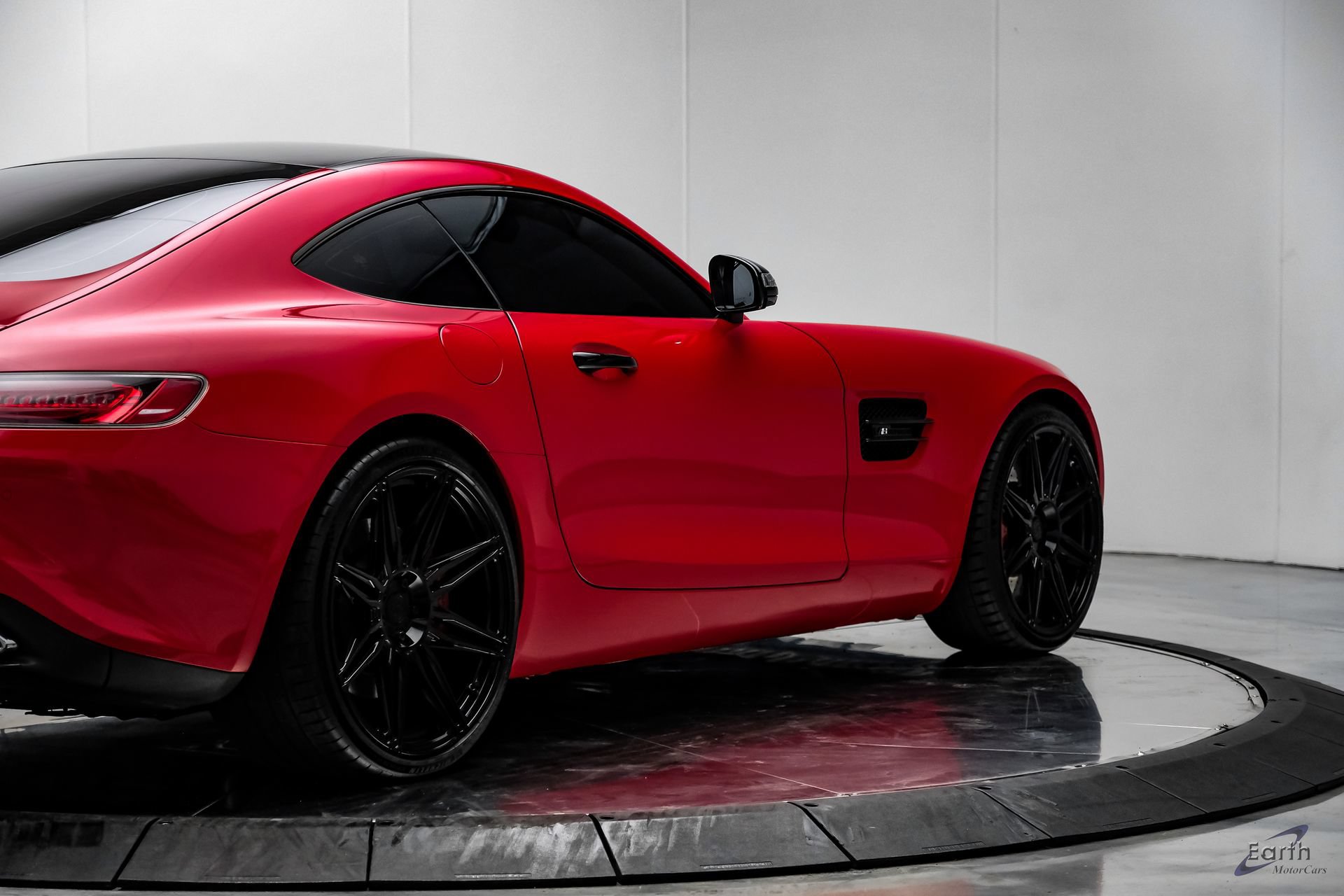 Used 2016 Mercedes-Benz AMG GT S image 20