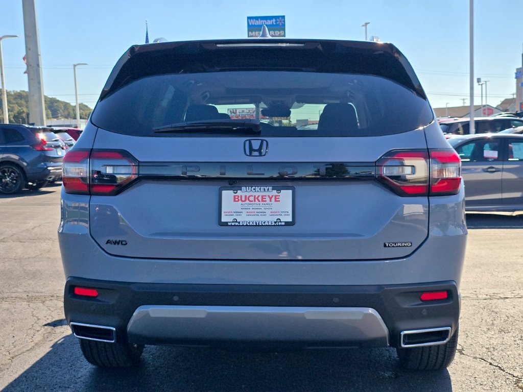 New 2026 Honda Pilot Touring image 7