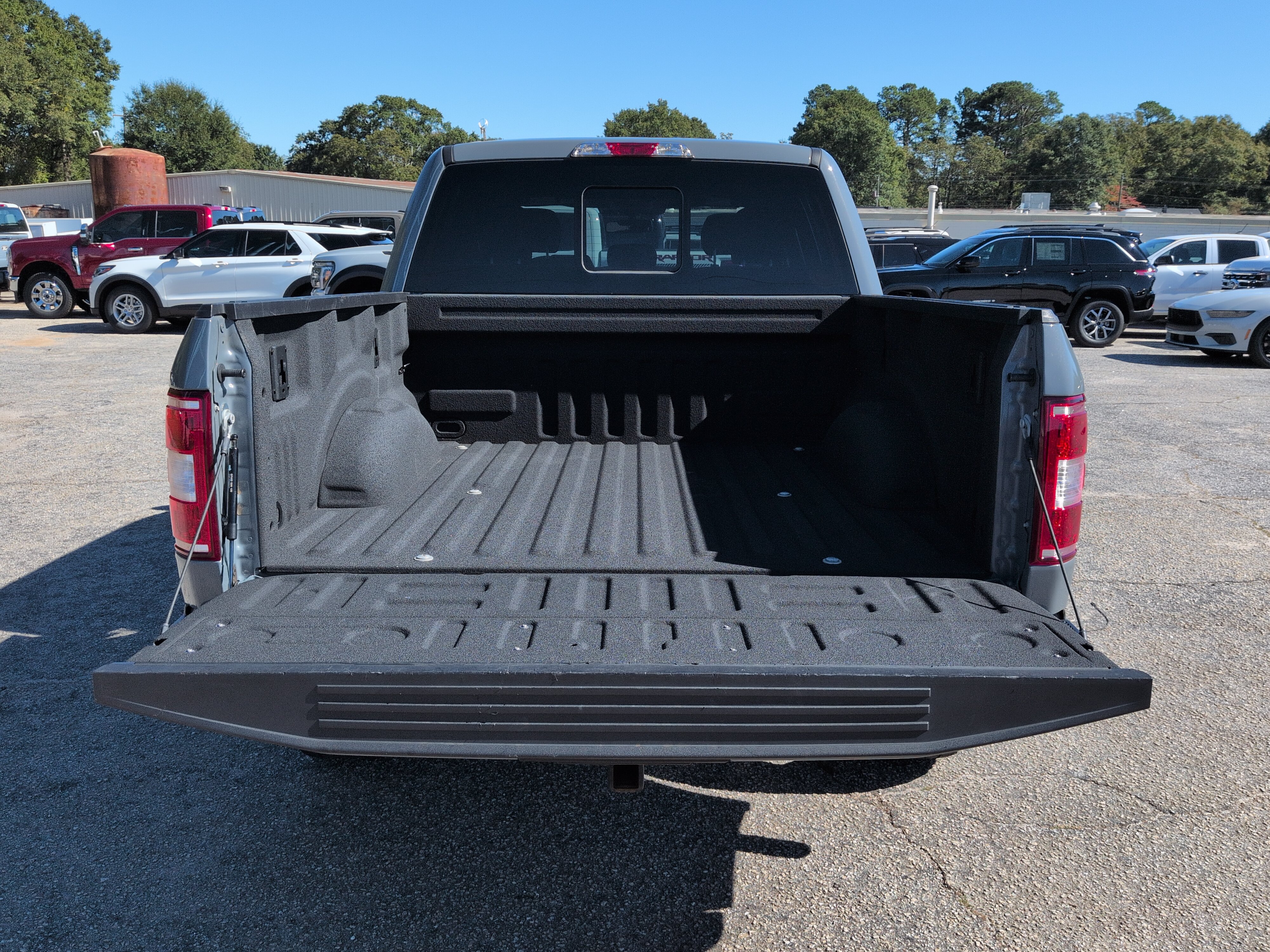 Certified 2020 Ford F150 XLT w/ Equipment Group 302A Luxury AWD/4WD image 11