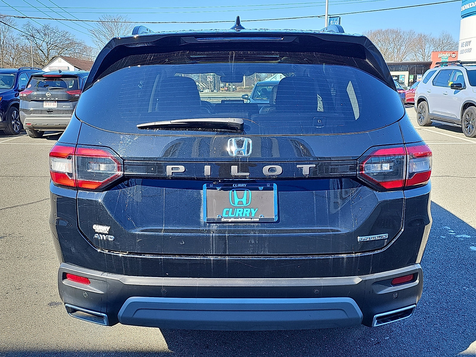 Used 2023 Honda Pilot Touring image 5
