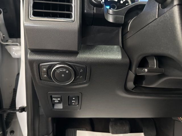 Used 2016 Ford F150 XLT w/ Equipment Group 302A Luxury image 21