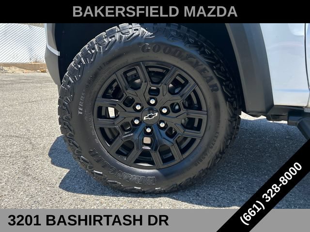 Used 2024 Chevrolet Colorado Trail Boss w/ Technology Package AWD/4WD image 23