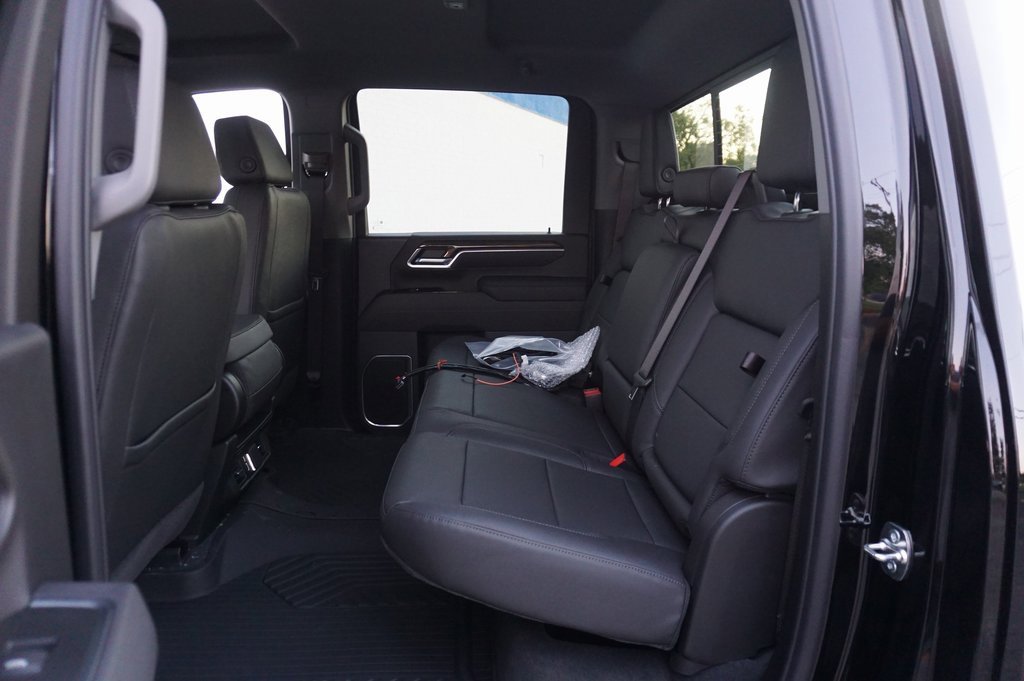 New 2026 Chevrolet Silverado 2500 LT w/ Leather Package image 11