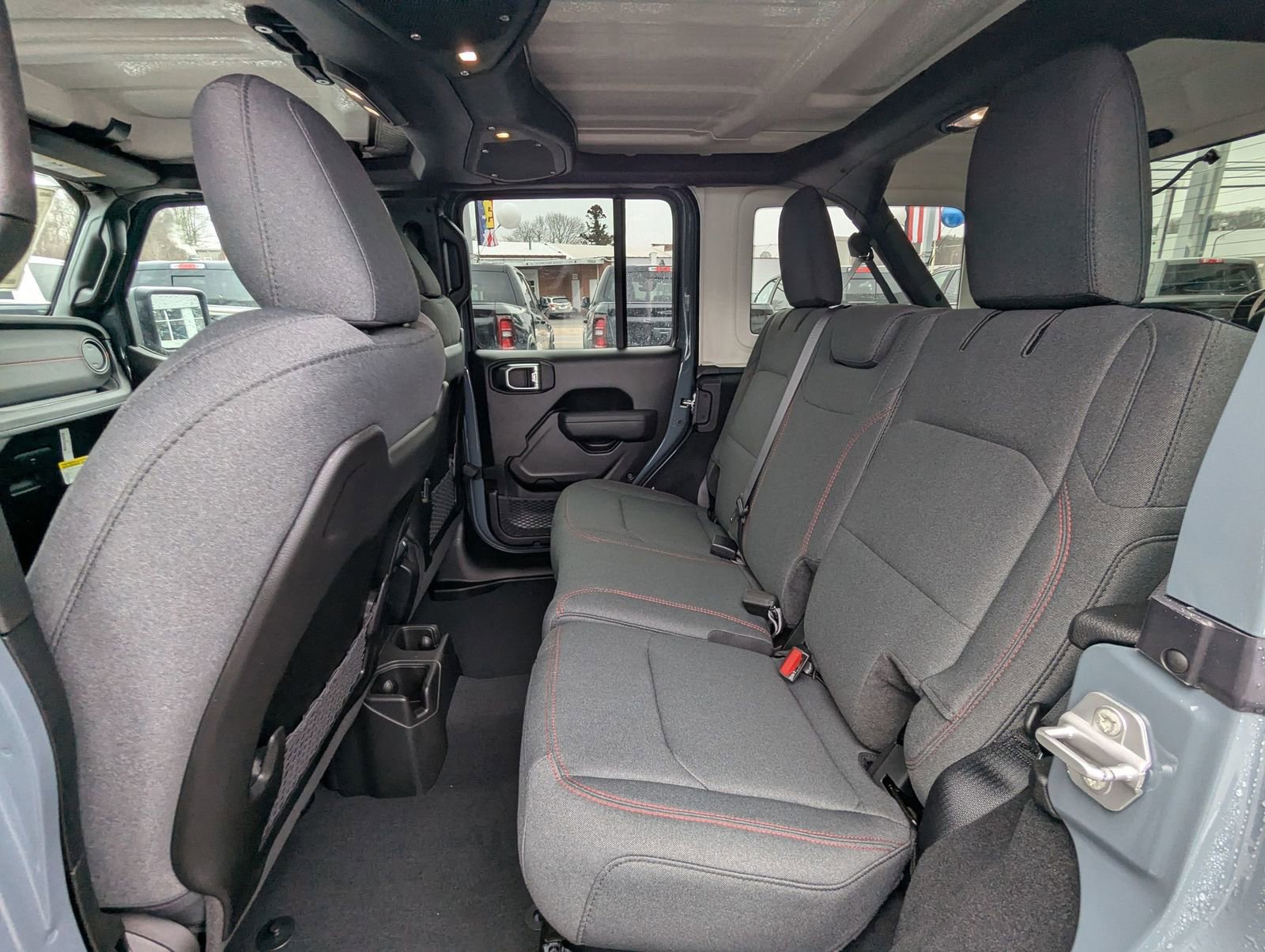 New 2026 Jeep Wrangler Unlimited Rubicon w/ Safety Group image 20