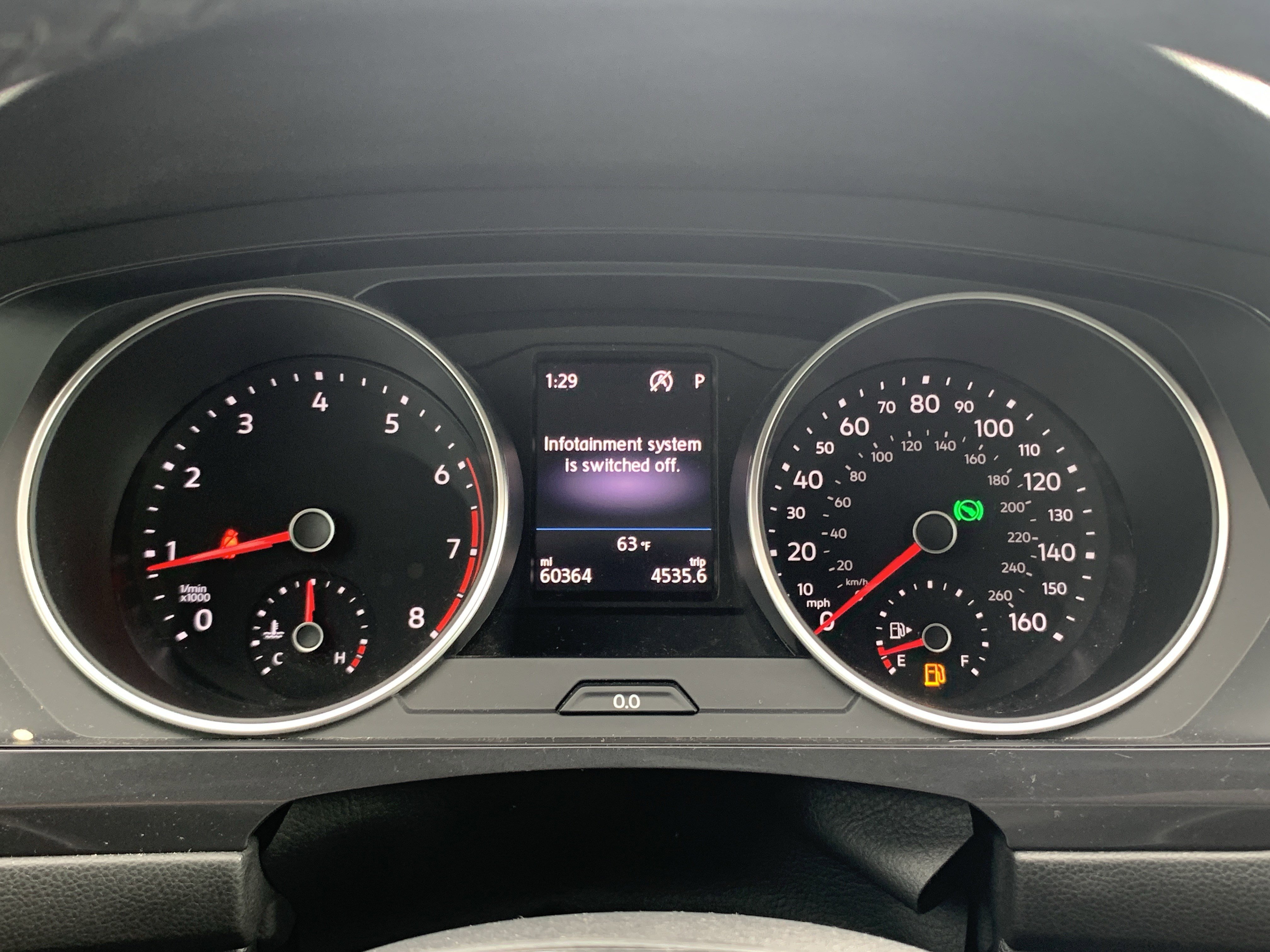 Used 2020 Volkswagen Tiguan SE w/ Panoramic Sunroof Package image 21