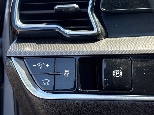 Used 2023 Kia Sportage SX FWD image 34