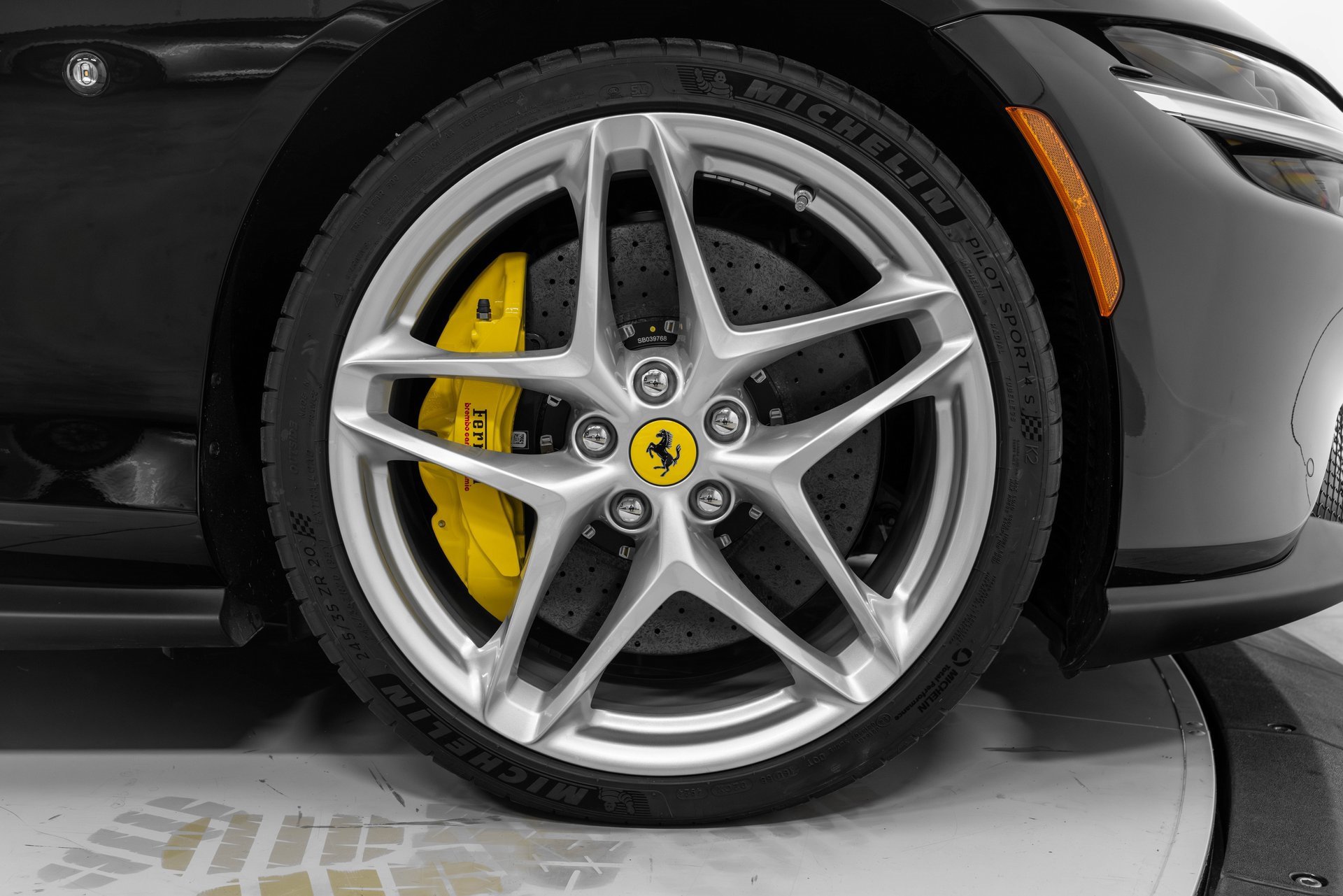 Certified 2025 Ferrari Roma Spider image 16