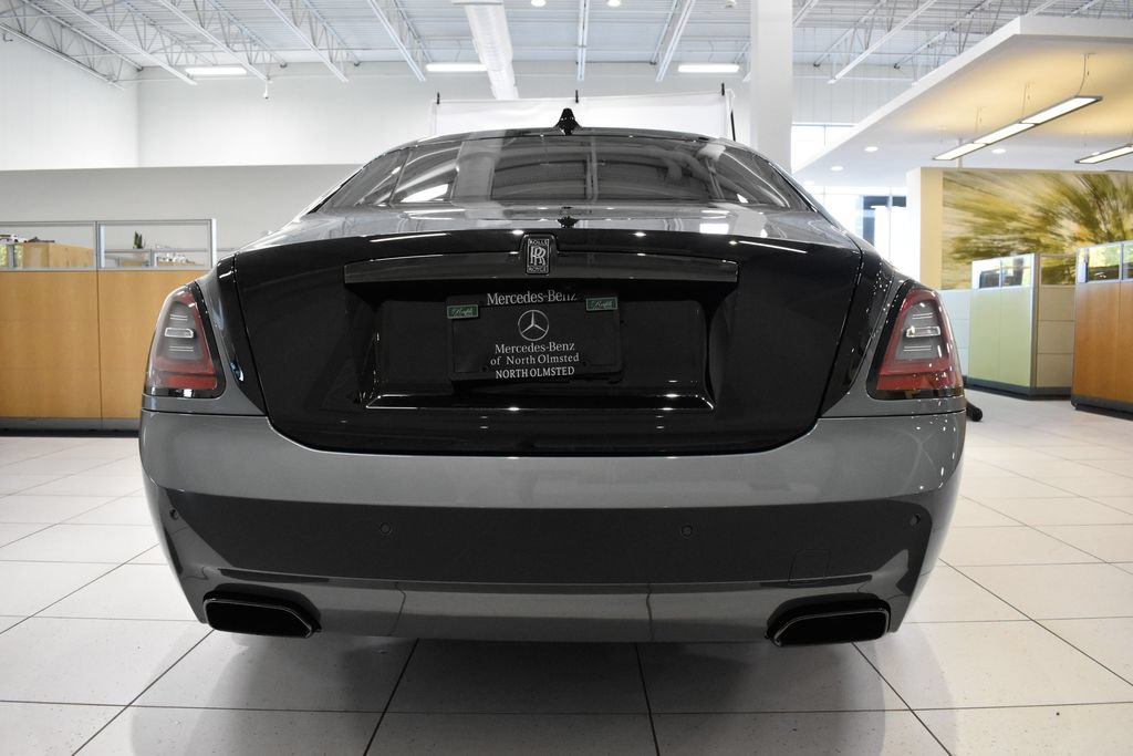 Used 2023 Rolls-Royce Ghost Black Badge w/ Black Badge Ghost Package AWD/4WD image 4