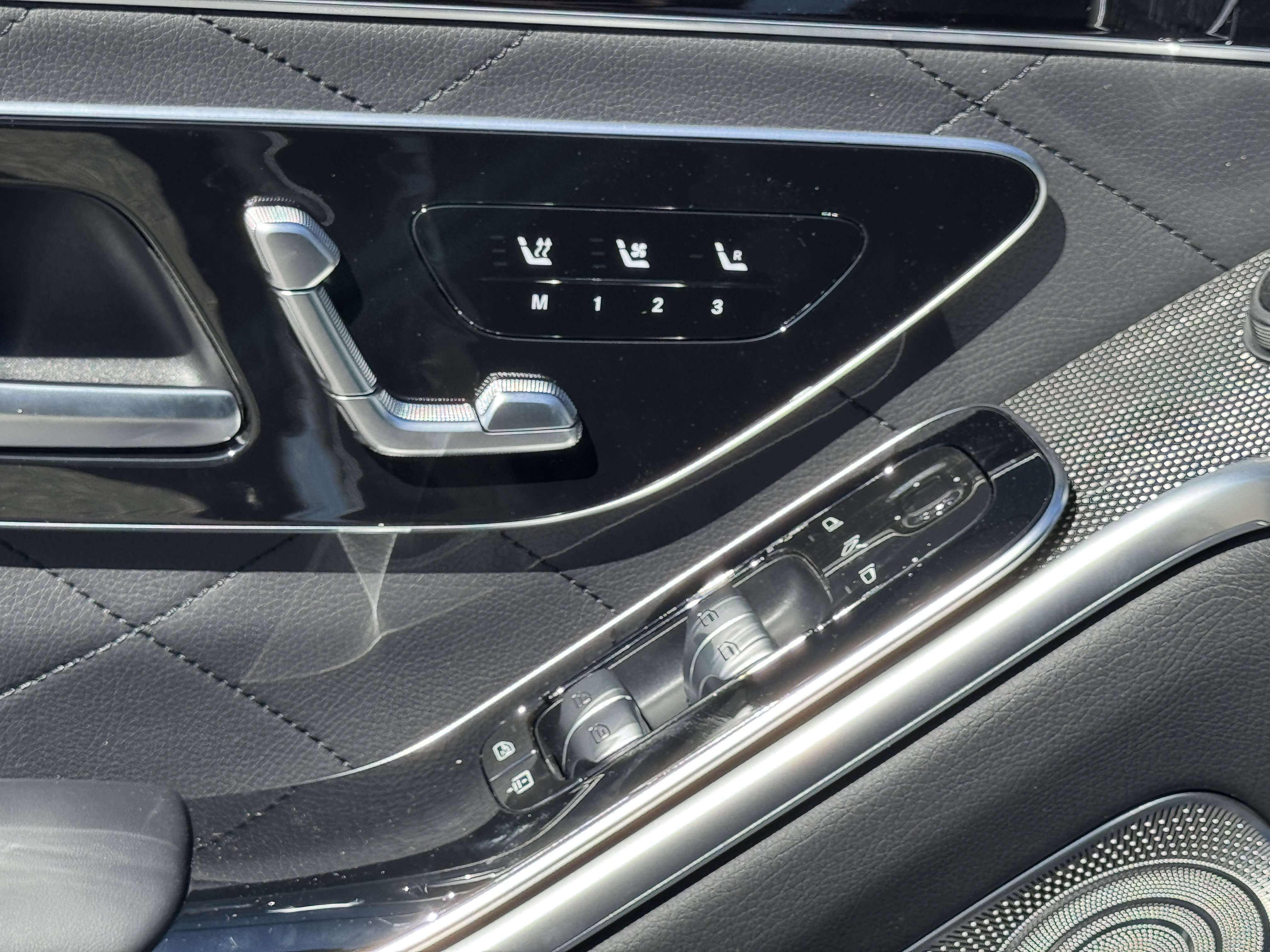 New 2026 Mercedes-Benz S 580 4MATIC Sedan image 17