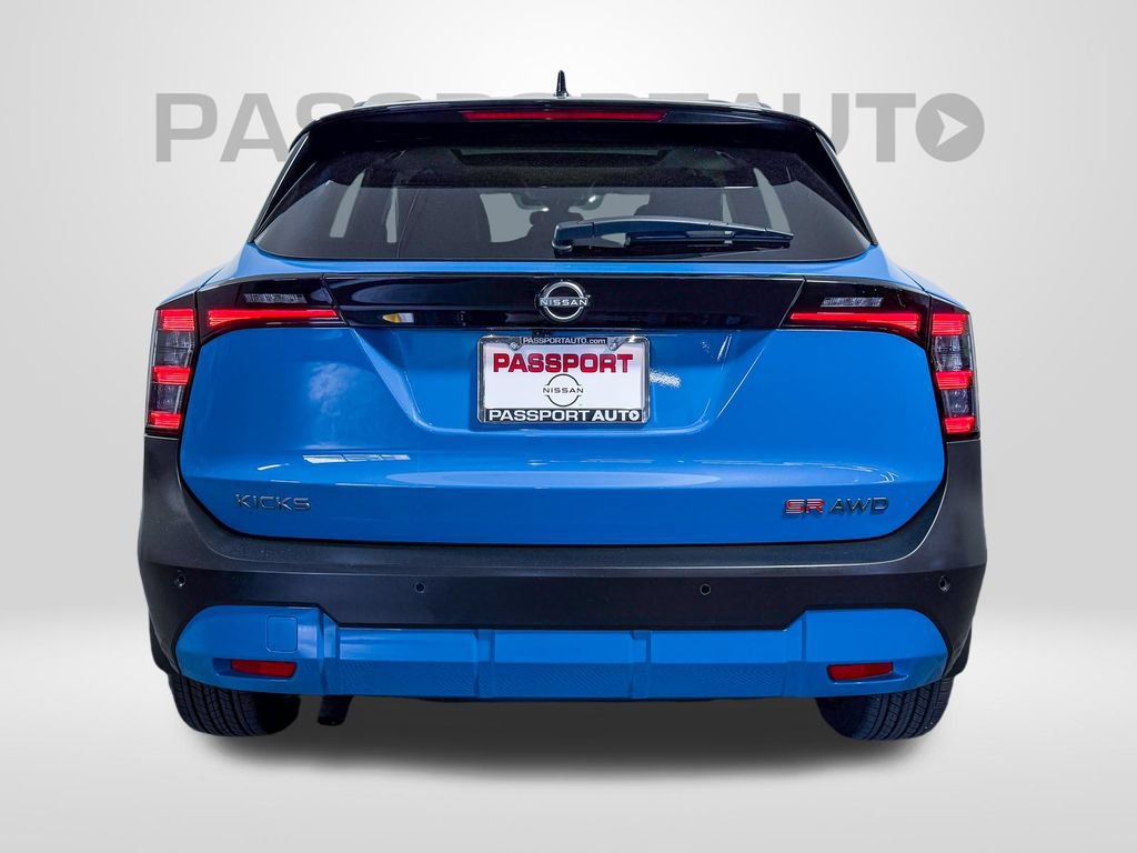 Certified 2025 Nissan Kicks SR w/ SR Premium Package AWD/4WD image 7