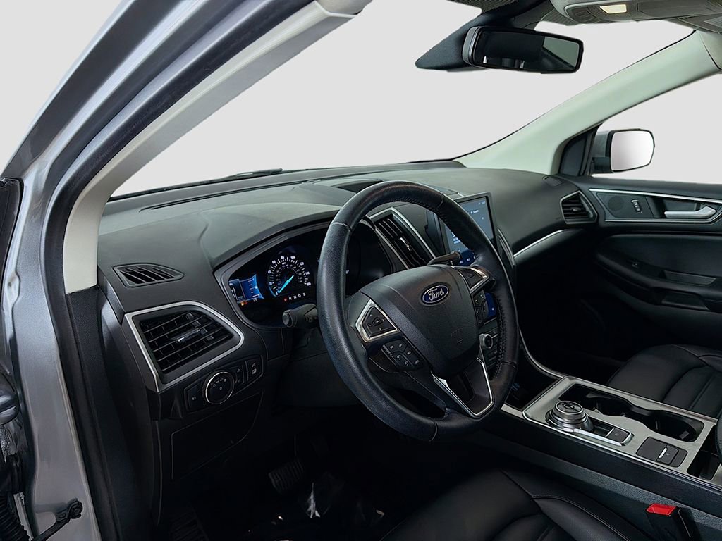 Used 2022 Ford Edge SEL w/ Convenience Package image 16