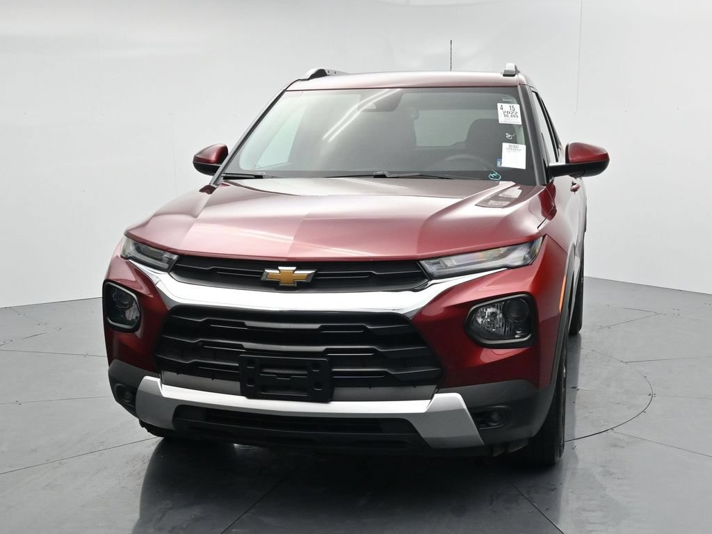 Used 2022 Chevrolet TrailBlazer LT w/ Convenience Package AWD/4WD image 3
