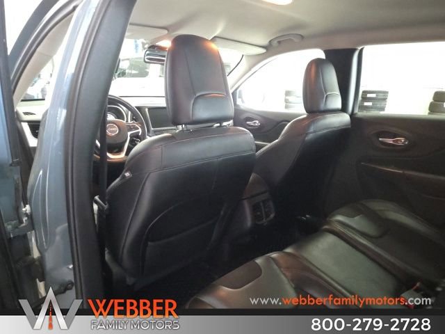 Used 2014 Jeep Cherokee Trailhawk w/ Cold Weather Group image 14