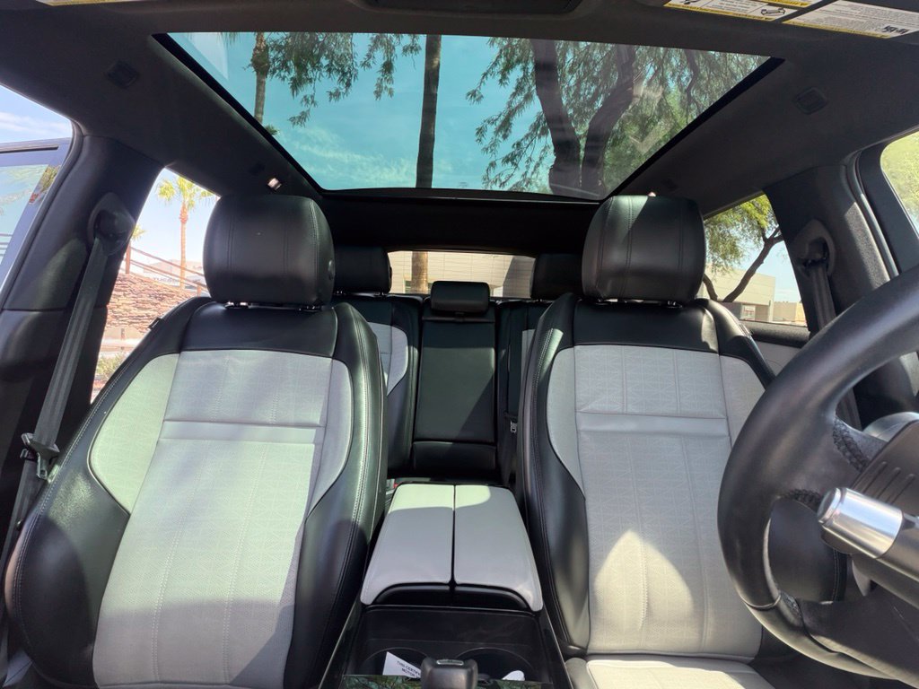 Used 2020 Land Rover Range Rover Evoque R-Dynamic HSE AWD/4WD image 8