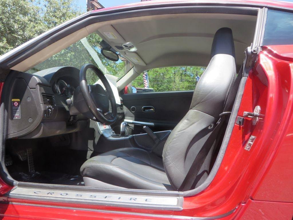 Used 2004 Chrysler Crossfire Coupe RWD image 10