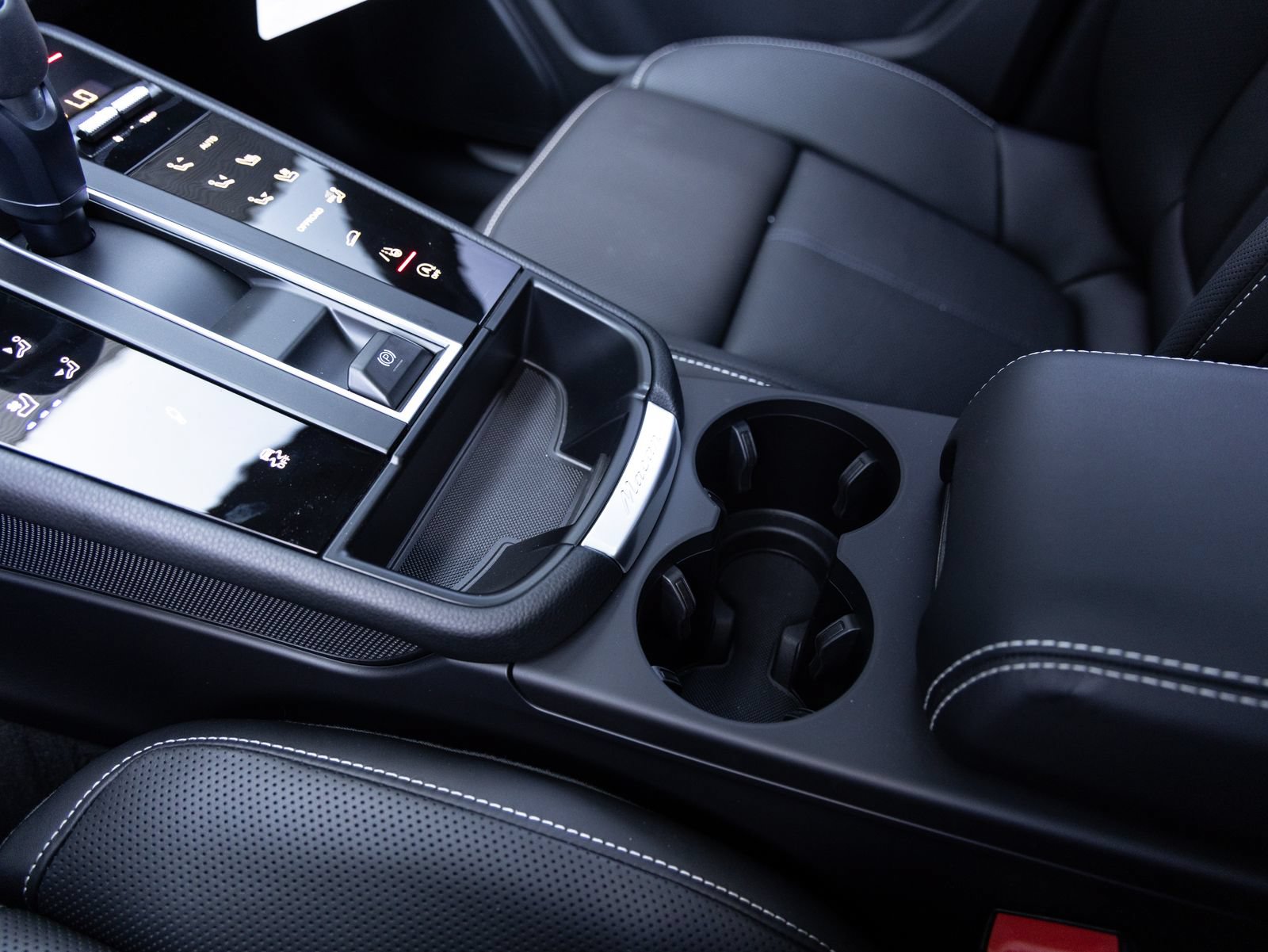New 2026 Porsche Macan S AWD/4WD image 19