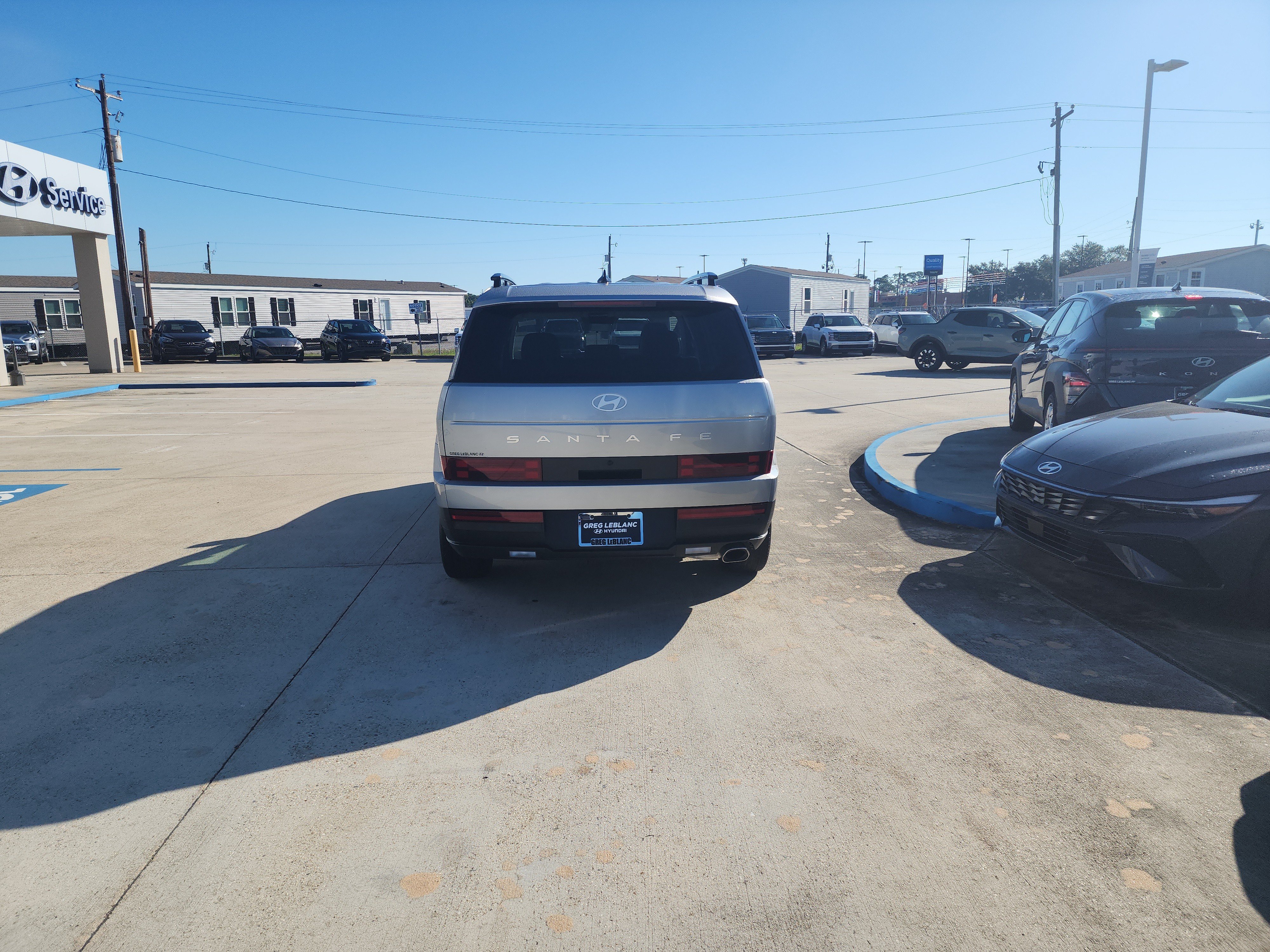 Used 2025 Hyundai Santa Fe SEL FWD image 6