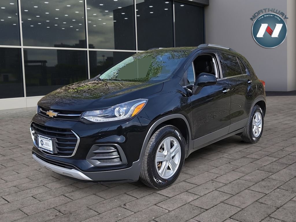 Used 2019 Chevrolet Trax LT w/ LT Convenience Package image 1