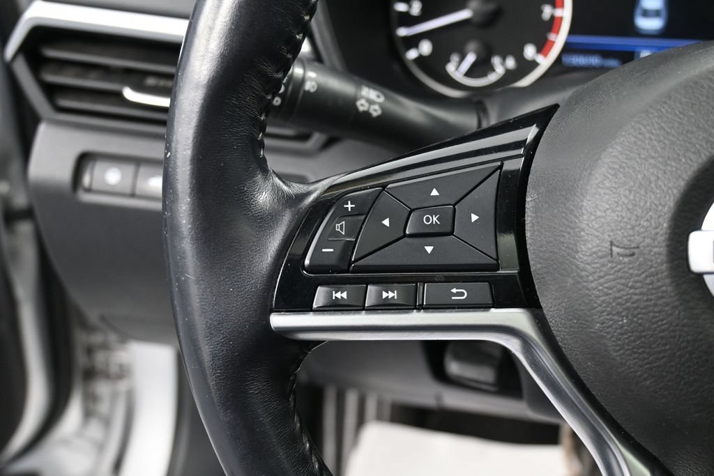 Used 2020 Nissan Altima 2.5 SV FWD image 36