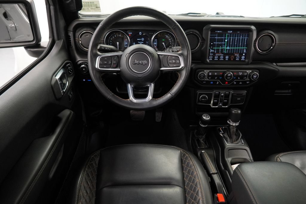 Used 2023 Jeep Wrangler Unlimited Sahara AWD/4WD image 12
