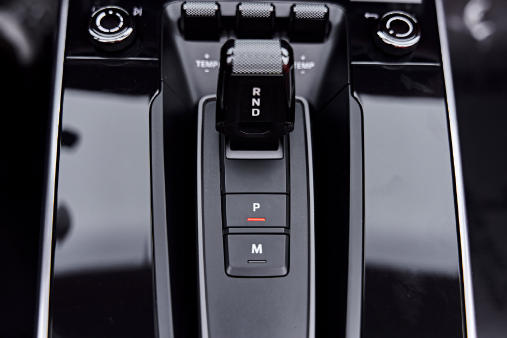 Used 2024 Porsche 911 Turbo S AWD/4WD image 77