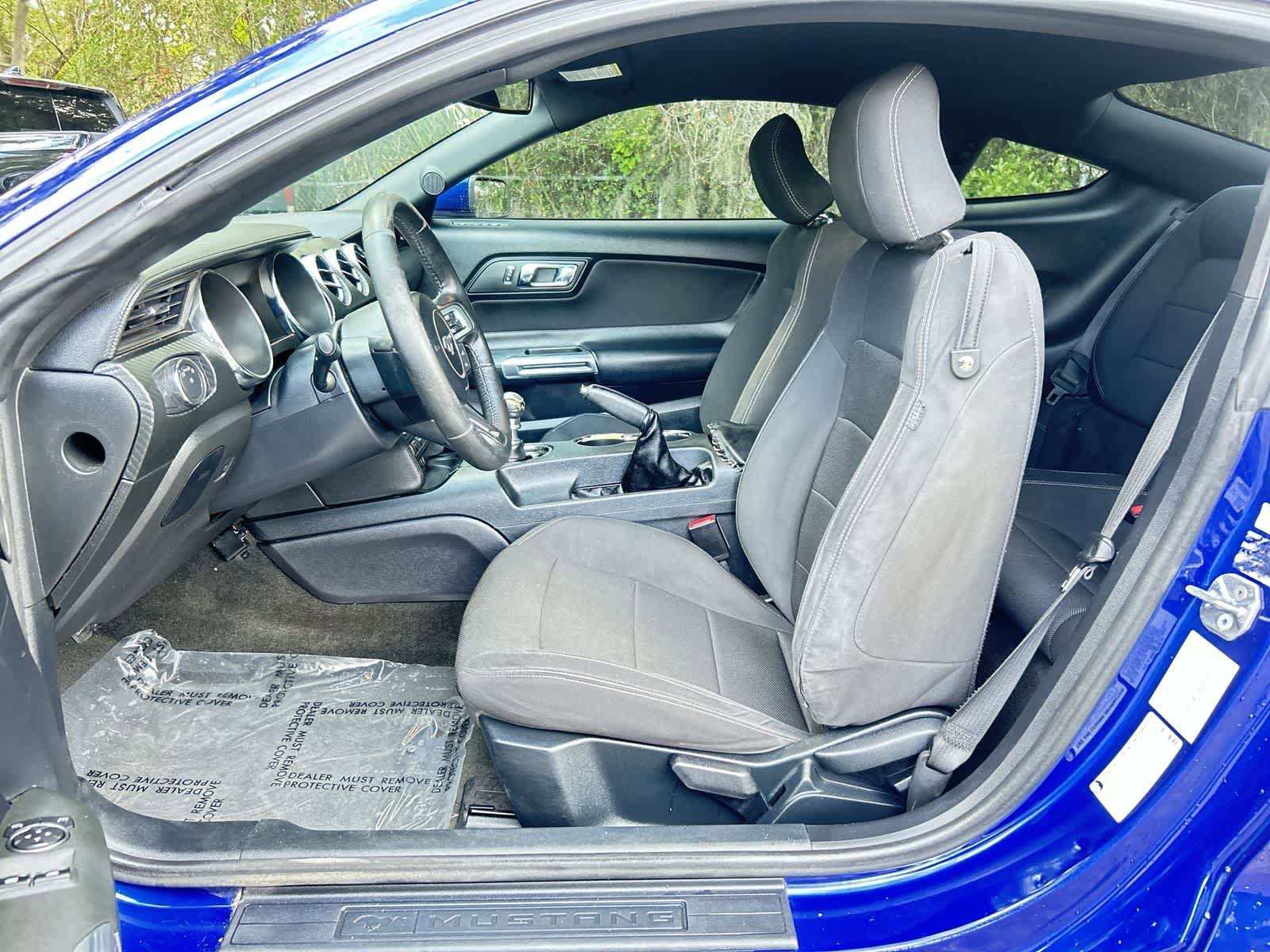 Used 2016 Ford Mustang Coupe RWD image 11