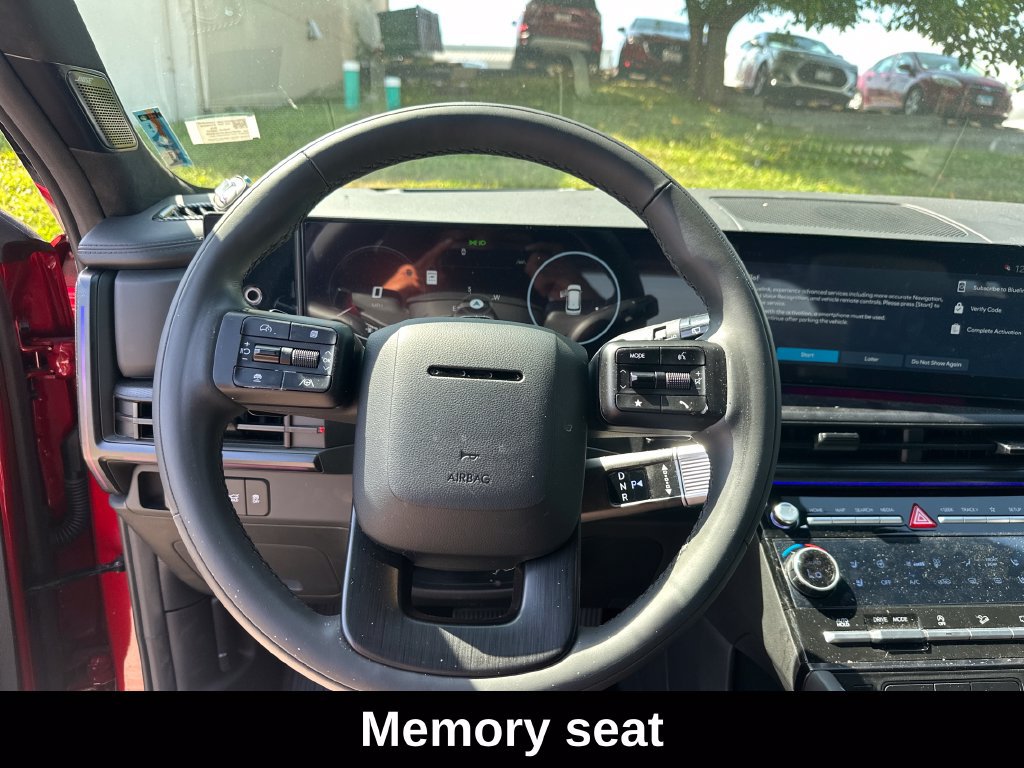 Used 2024 Hyundai Santa Fe Calligraphy FWD image 14